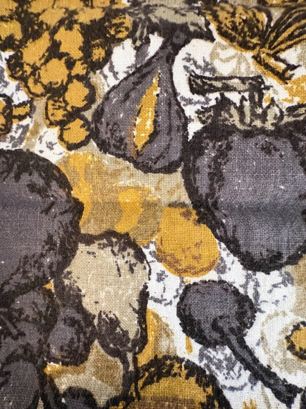 Vtg MCM Cloth Napkins Set Of 4 Retro Pears Figs Botanical Mustard Gold Gray
